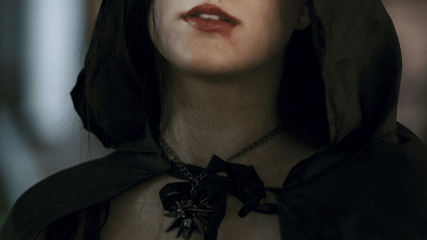 Kapuutsidega gooti jakid – stiil ja funktsionaalsus jahedatel päevadel - Castle Gothic